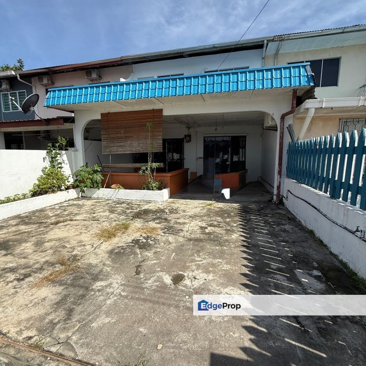 Double Storey Terrace Intermediate House For Sale Location: Krokop, Miri, Sarawak, Miri