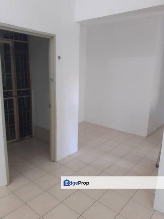 2nd Floor Intermediate Shophouse For Rent Located at MJC, Batu Kawa , Sarawak, Kuching