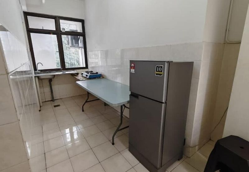 2nd Floor Intermediate Shophouse For Rent! Located at MJC, Batu Kawa 