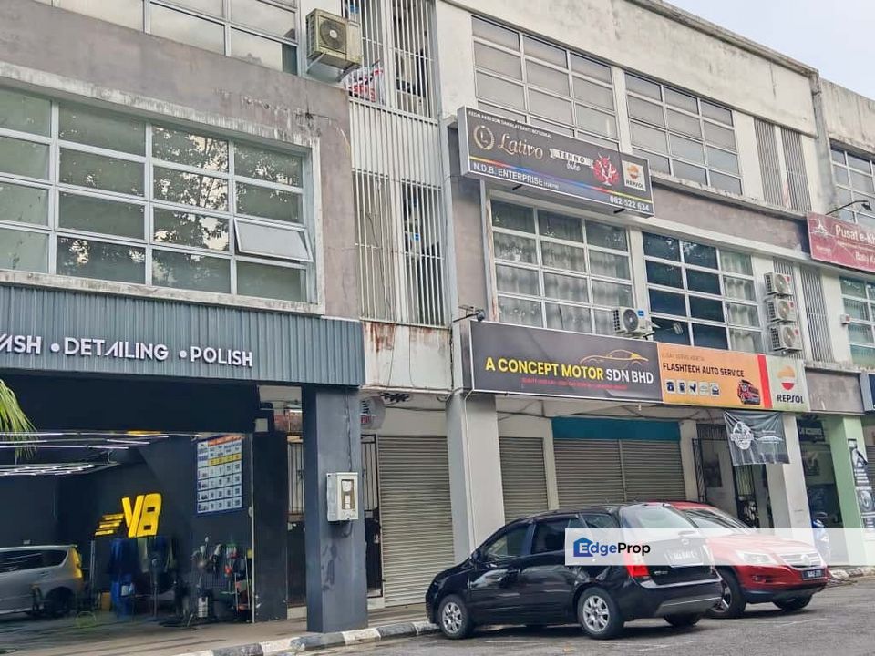 Ground Floor Intermediate Shoplot For Rent! Located at Batu Kawa, Near Emart, Sarawak, Kuching