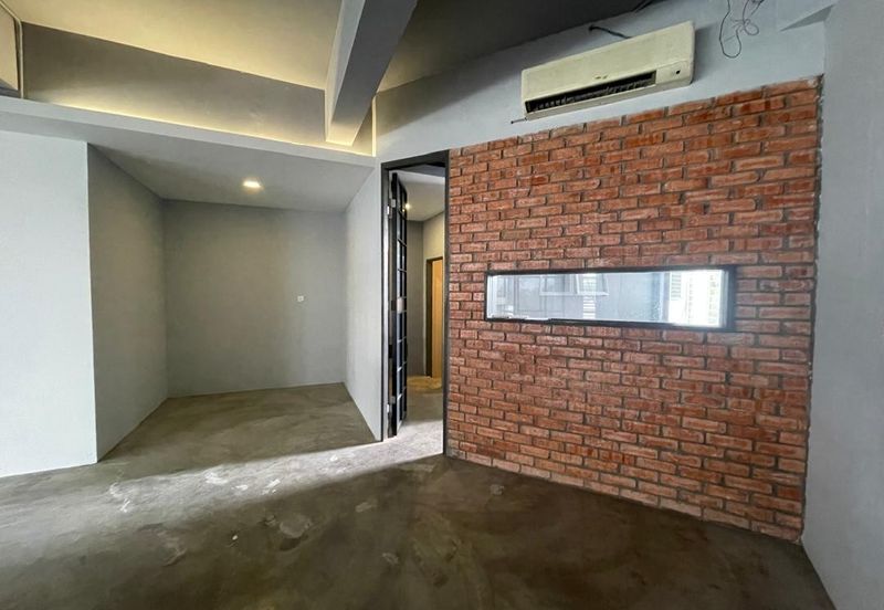  S3 Curve Second Floor For Rent at Jalan Simpang Tiga  Facing main road 