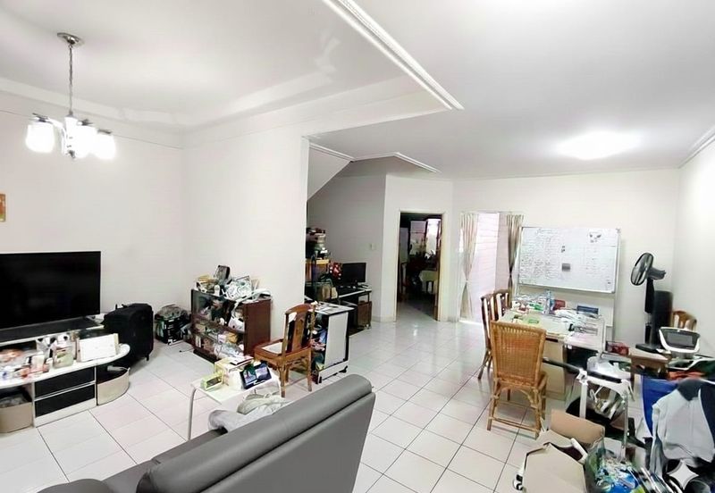 Double Storey Terrace House For Sale at Bromill Estate / Jalan Tun Ahmad Zaidi Adruce / Jalan Rock