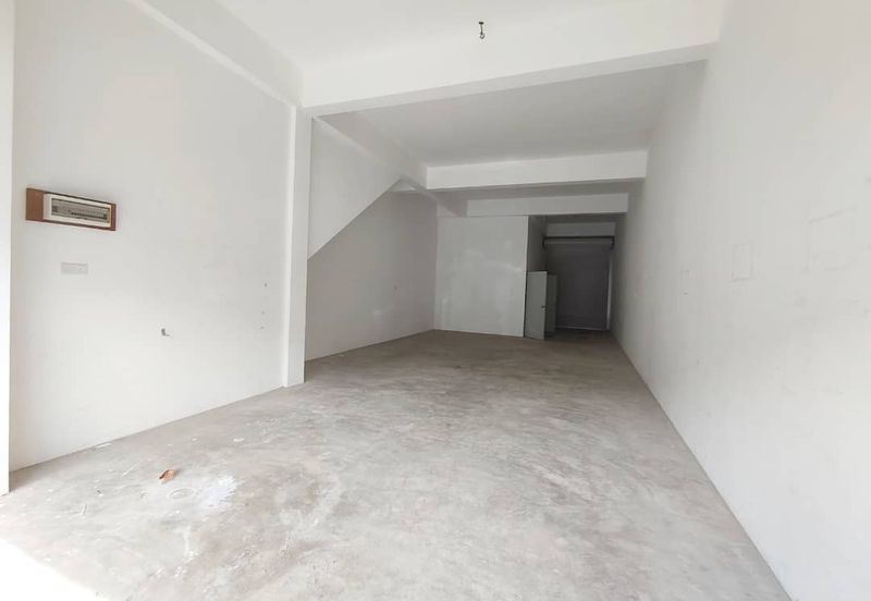 Intermediate shop house For Rent !! at Jalan Setia Raja