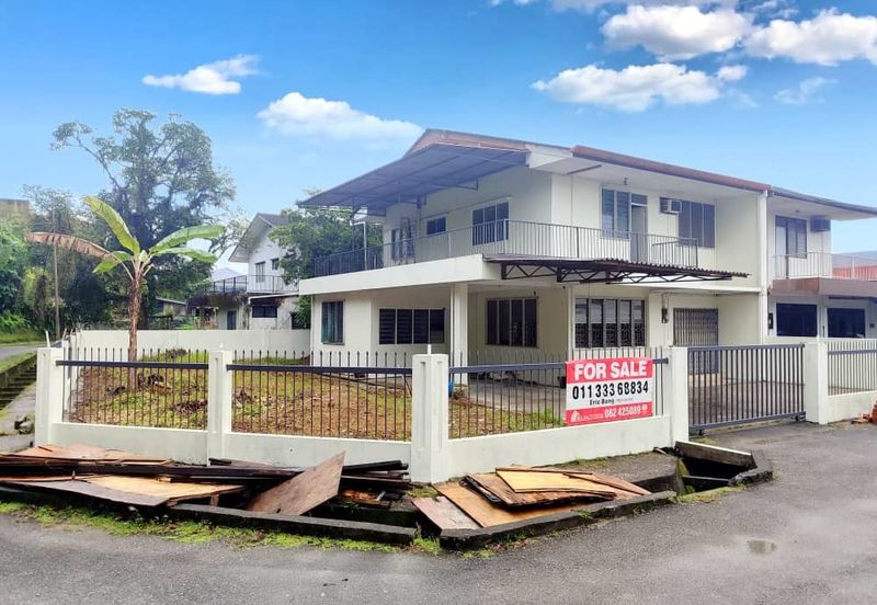  Double Storey Semi Detached House For Sale! at Jalan Foochow No.1