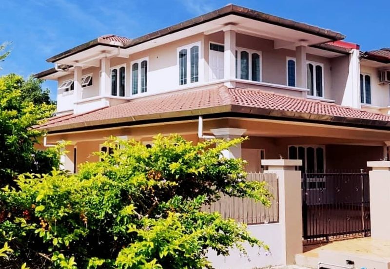 Corner Double Storey Semi Detached House For Sale !!  Xafa Villa / Jalan Fock San / Jalan Penrissen 8 mile