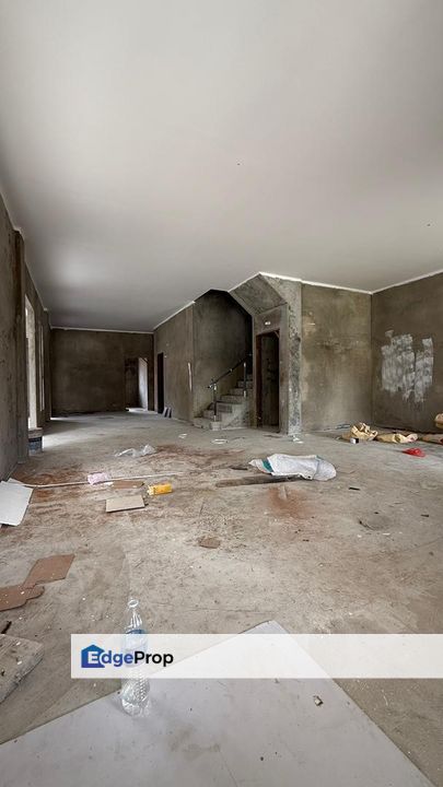 Double Storey Semi D House For Sale! Location: Taman Tunku, Miri, Sarawak, Miri