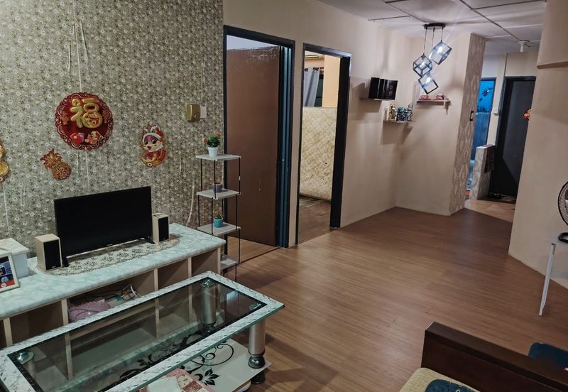 3rd Floor Apartment / Shophouse For Sale!  Located at MJC Batu Kawa