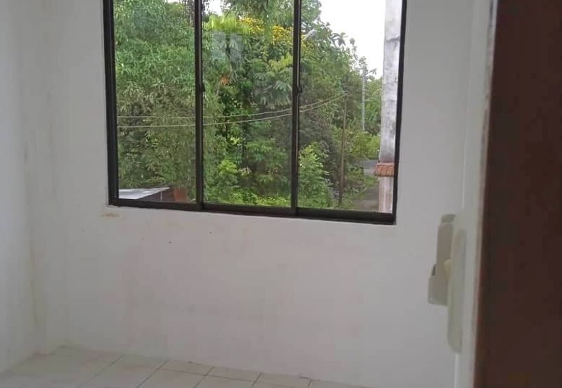 Fully Renovated Corner Unit in Taman Suria Jaya Apartment For Sale!