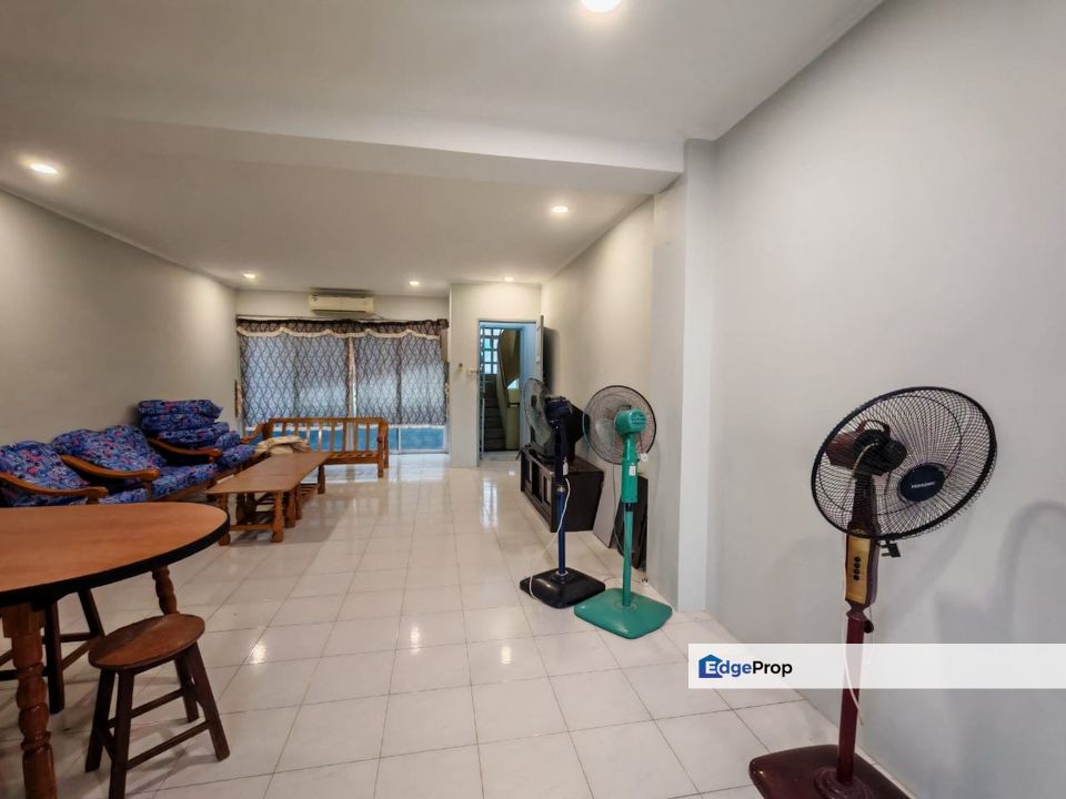 Central Court Apartment FOR SALE Located at Jalan Central , Sarawak, Kuching