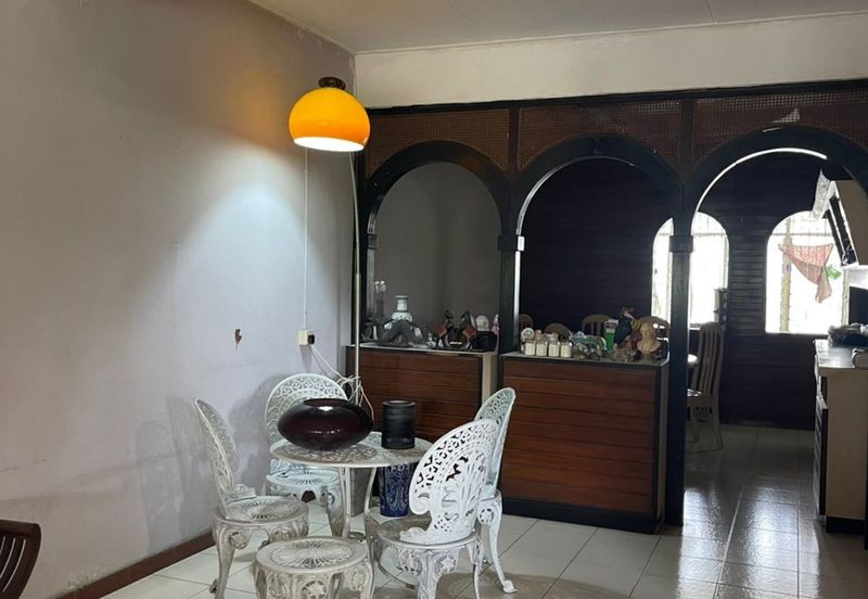 Double storey terrace intermediate For sale Located at Jalan Green