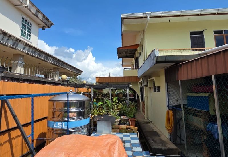 Double Storey Semi Detached For Sale at Rubber Barat 