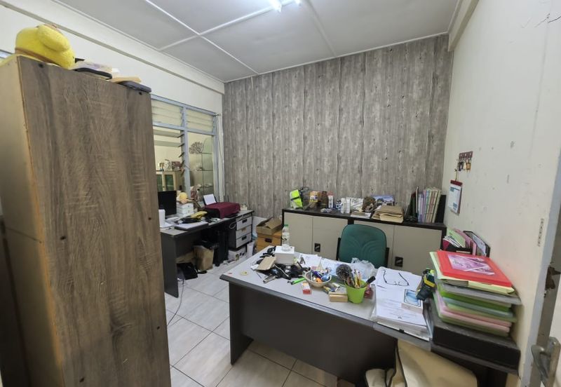 Double storey Terrace intermediate For Sale! Located at Capital Garden@ Arang road area Kuching