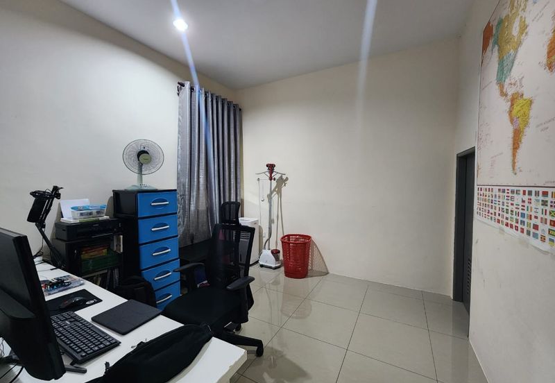 Double Storey Terrace Intermediate For Sale! Located at Merdang Gayam Samarahan 