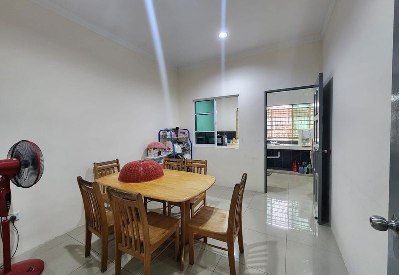 Double Storey Terrace Intermediate For Sale! Located at Merdang Gayam Samarahan 