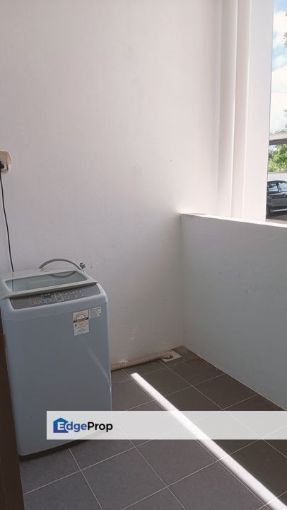 Stutong Heights Apartments 3 For Rent Located at Jalan Stampin Baru, Sarawak, Kuching