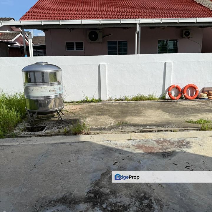 Miri Double Storey Semi-detached House For Sale Located at Pujut 7, Miri, Sarawak, Miri