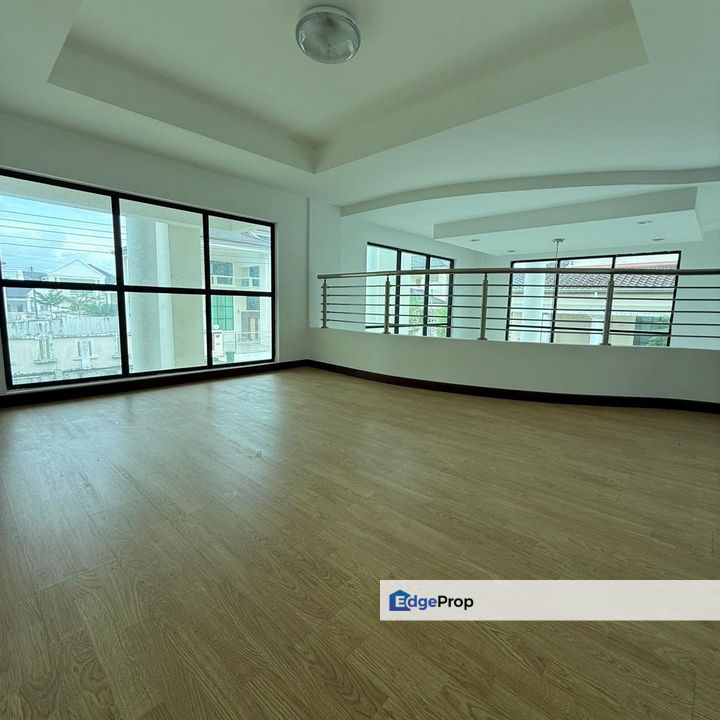 Miri 4-Storey Semi-detached House  FOR SALE Location: Bayshore, Miri, Sarawak, Miri