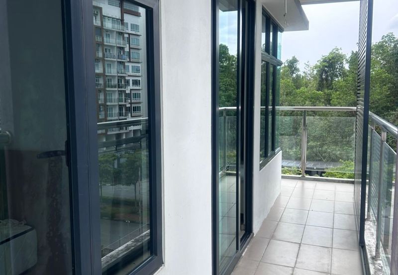 P'Residence Apartment (Corner) For Rent Located at Batu Kawa, Near Emart