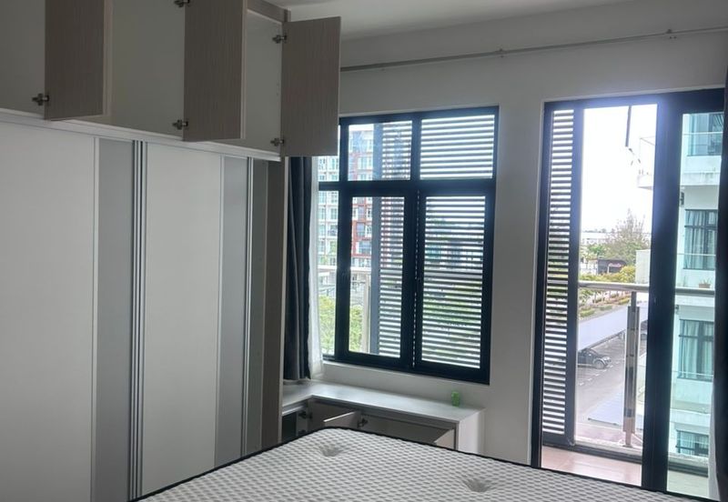 P'Residence Apartment (Corner) For Rent Located at Batu Kawa, Near Emart