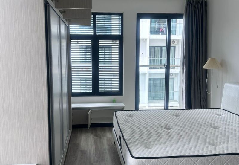 P'Residence Apartment (Corner) For Rent Located at Batu Kawa, Near Emart