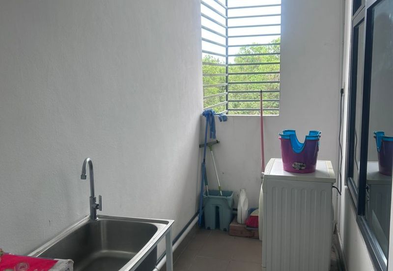 P'Residence Apartment (Corner) For Rent Located at Batu Kawa, Near Emart