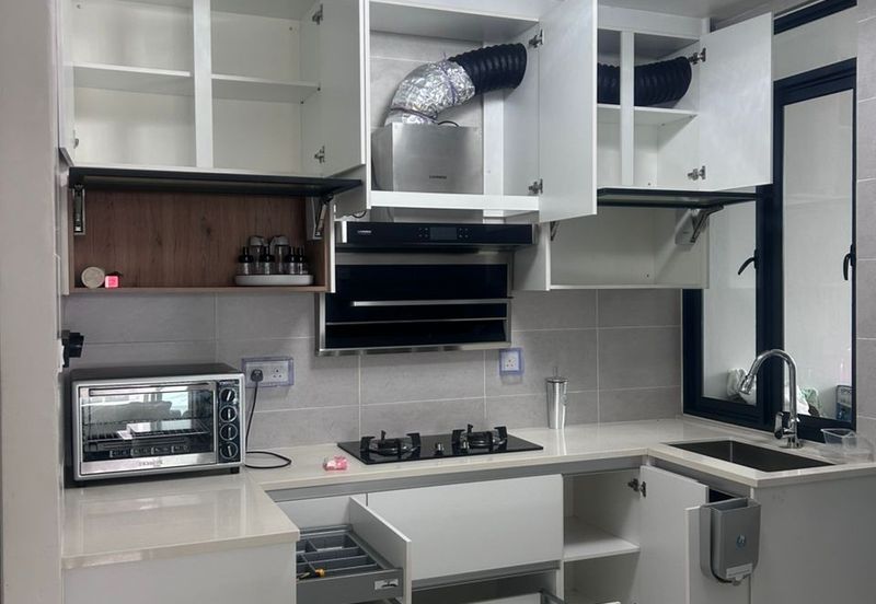 P'Residence Apartment (Corner) For Rent Located at Batu Kawa, Near Emart