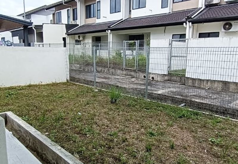 Double storey Terrace Corner House For Sale! Located at Urban Heights, Jalan Stephen Yong