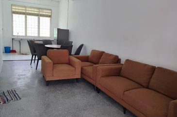 Single Storey Semi Detached House at Serian Town For Rent Located at Jalan Kampung Cina, Serian