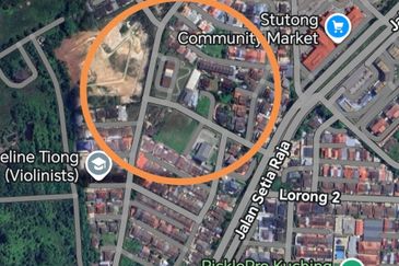 Detached Lot for Sale! Located at Jalan Kedandi