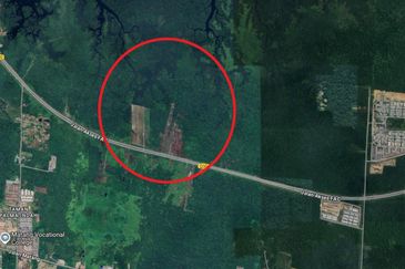 Agriculture Land For Sale! Located at Jalan Akses FAC Matang