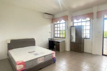 Room with Attached Bathroom For Rent! at Jalan Song, behind Upwell