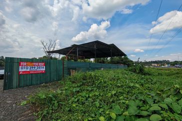 Facing Main Road Land For Rent! Located at 15th Mile