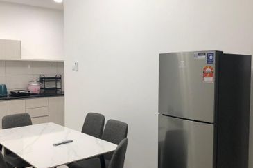 The Glen Apartment For Sale! Located at Arang Road