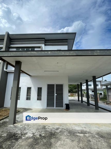 Double Storey Semi-Detached House For Sale! Located at Taman Serapi Maju, Matang, Sarawak, Kuching