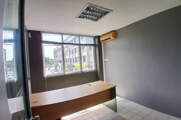 Chonglin Park First Floor Unit For Sale Located at Jalan Tabuan, Kuching