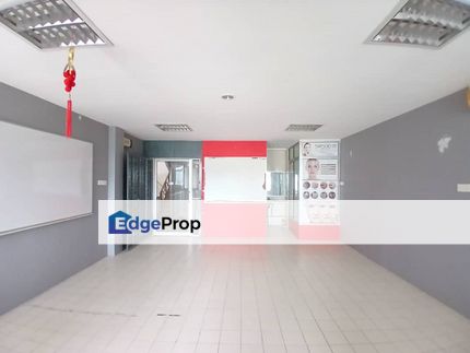 Chonglin Park First Floor Unit For Sale Located at Jalan Tabuan, Kuching, Sarawak, Kuching