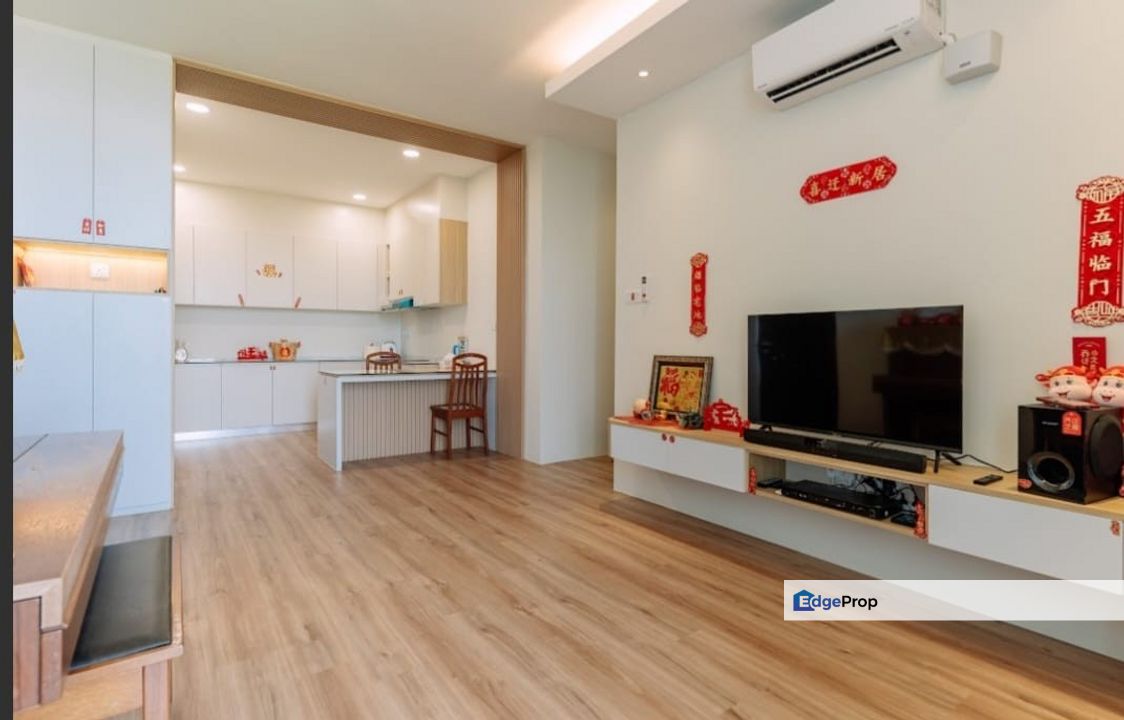 The Podium Apartment For Sale! Located at 3rd Mile, Opposite Aeon, Sarawak, Kuching