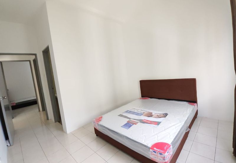 SP Lodge Sri Pertiwi Apartment For Rent! Located at Pines Square, MJC