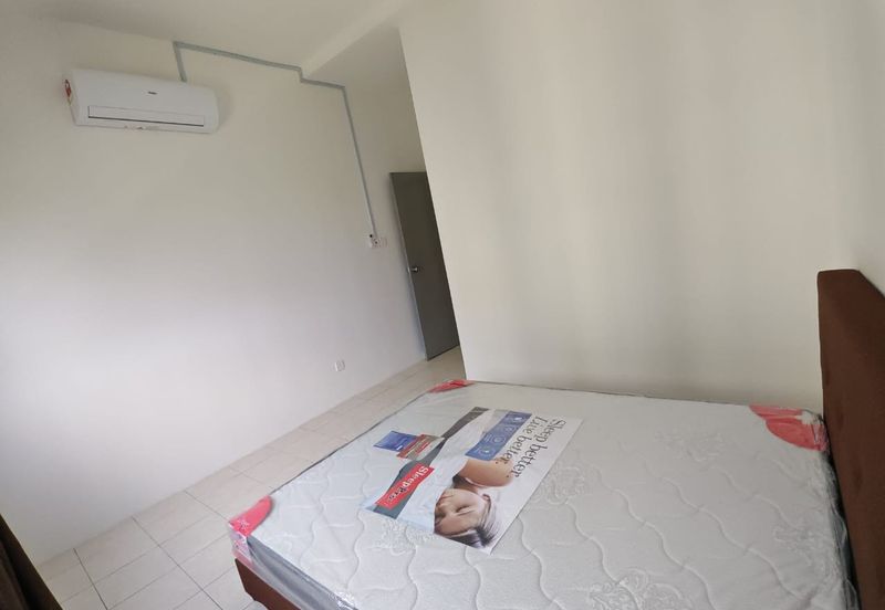 SP Lodge Sri Pertiwi Apartment For Rent! Located at Pines Square, MJC