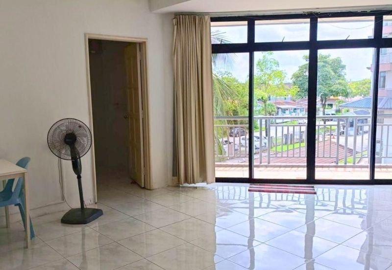 Village Grove Condominium