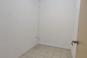 Residential shop house For Rent!  Nation Horizon, Petanak / Ang Cheng Ho