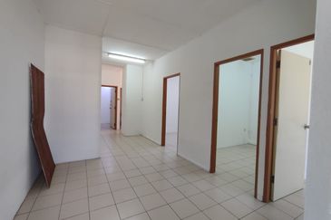 Residential shop house For Rent!  Nation Horizon, Petanak / Ang Cheng Ho