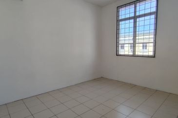 Residential shop house For Rent!  Nation Horizon, Petanak / Ang Cheng Ho