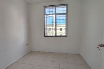 Residential shop house For Rent!  Nation Horizon, Petanak / Ang Cheng Ho