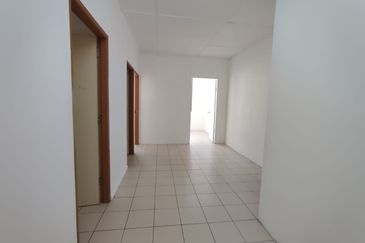 Residential shop house For Rent!  Nation Horizon, Petanak / Ang Cheng Ho