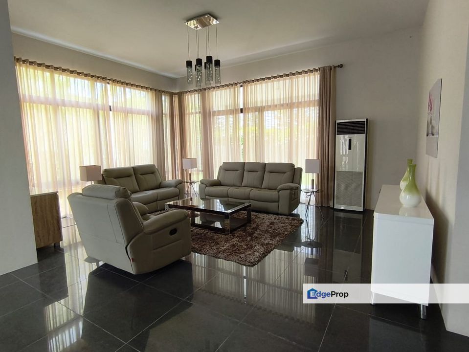 Double Storey Detached House / Bungalow For Rent! Located at La Promenade Precinct Premiere, Samarahan, Sarawak, Kuching