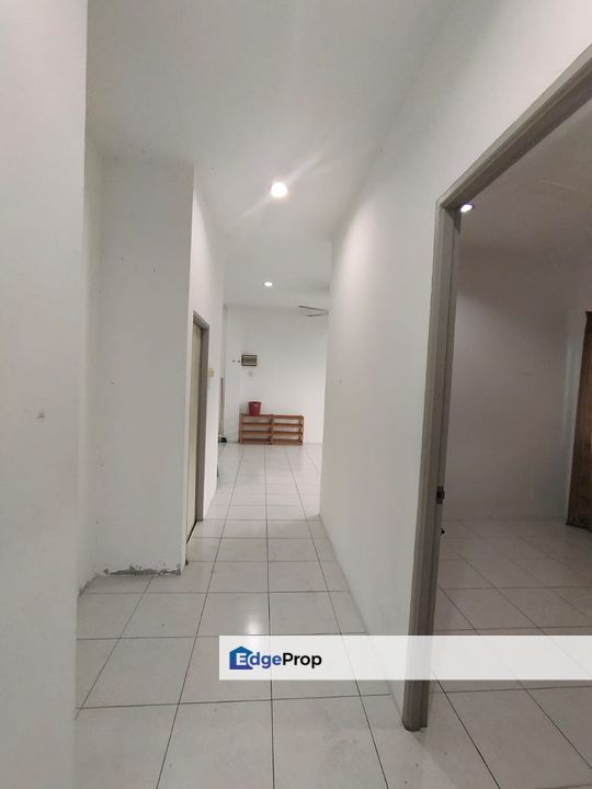 Uni Square Apartment For Rent! Located at Samarahan, Sarawak, Kota Samarahan