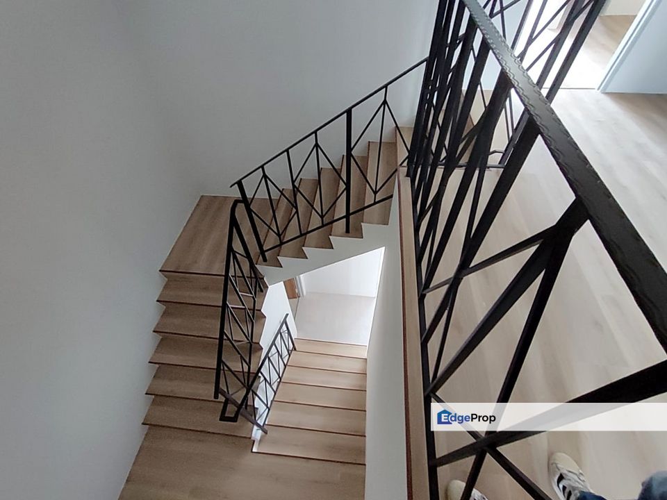 Double Storey Terrace House For Sale  Pine Residence 86 / Pine Square / Batu Kawa, Sarawak, Kuching