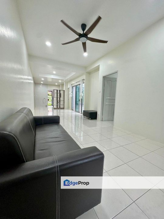 Single Storey Terrace House for Rent❗️ Located at Stutong Baru ( easy access from BDC), Sarawak, Kuching