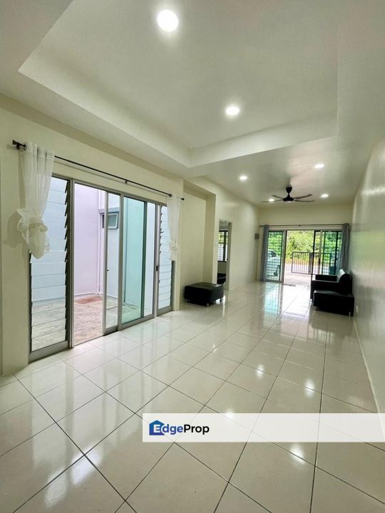 Single Storey Terrace House for Rent❗️ Located at Stutong Baru ( easy access from BDC), Sarawak, Kuching